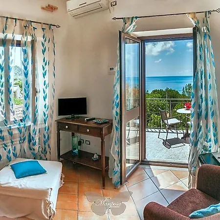 Mariposa 3*