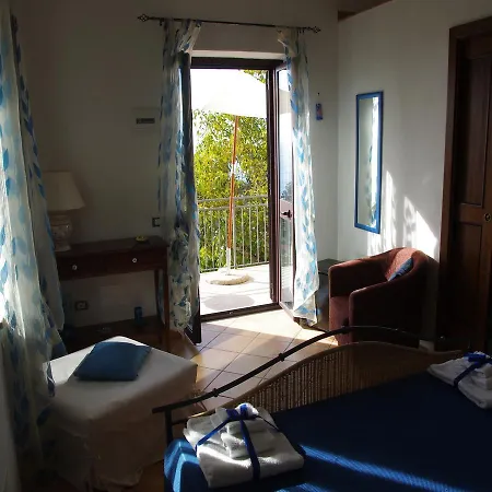 Mariposa Bed and breakfast