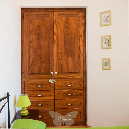 Mariposa Bed & Breakfast