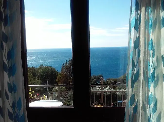 Mariposa Frühstückspension 4*